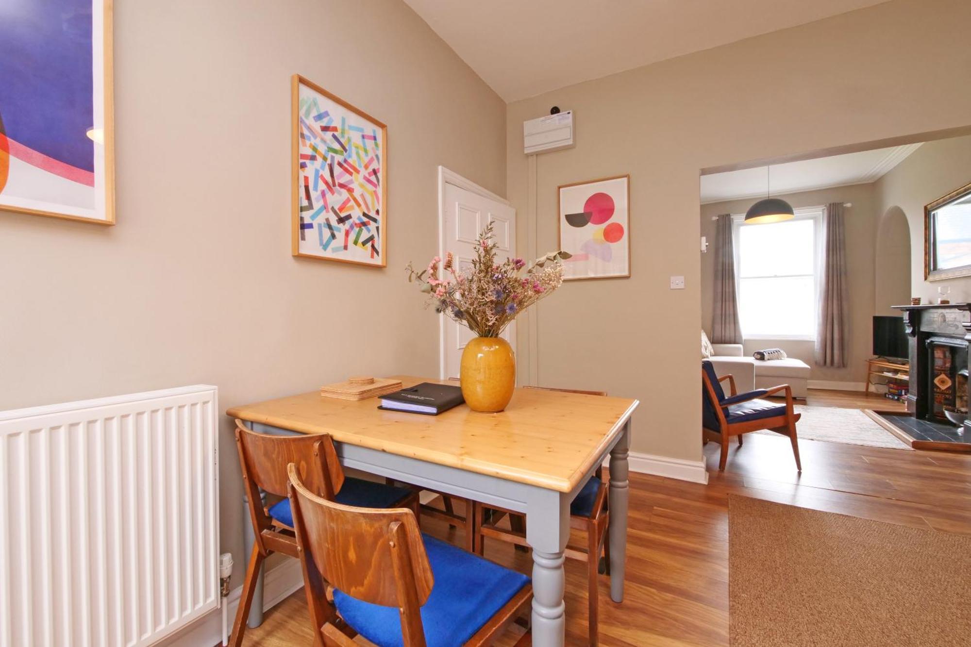 Fifth Quarter Apartment With Free Parking York Zewnętrze zdjęcie