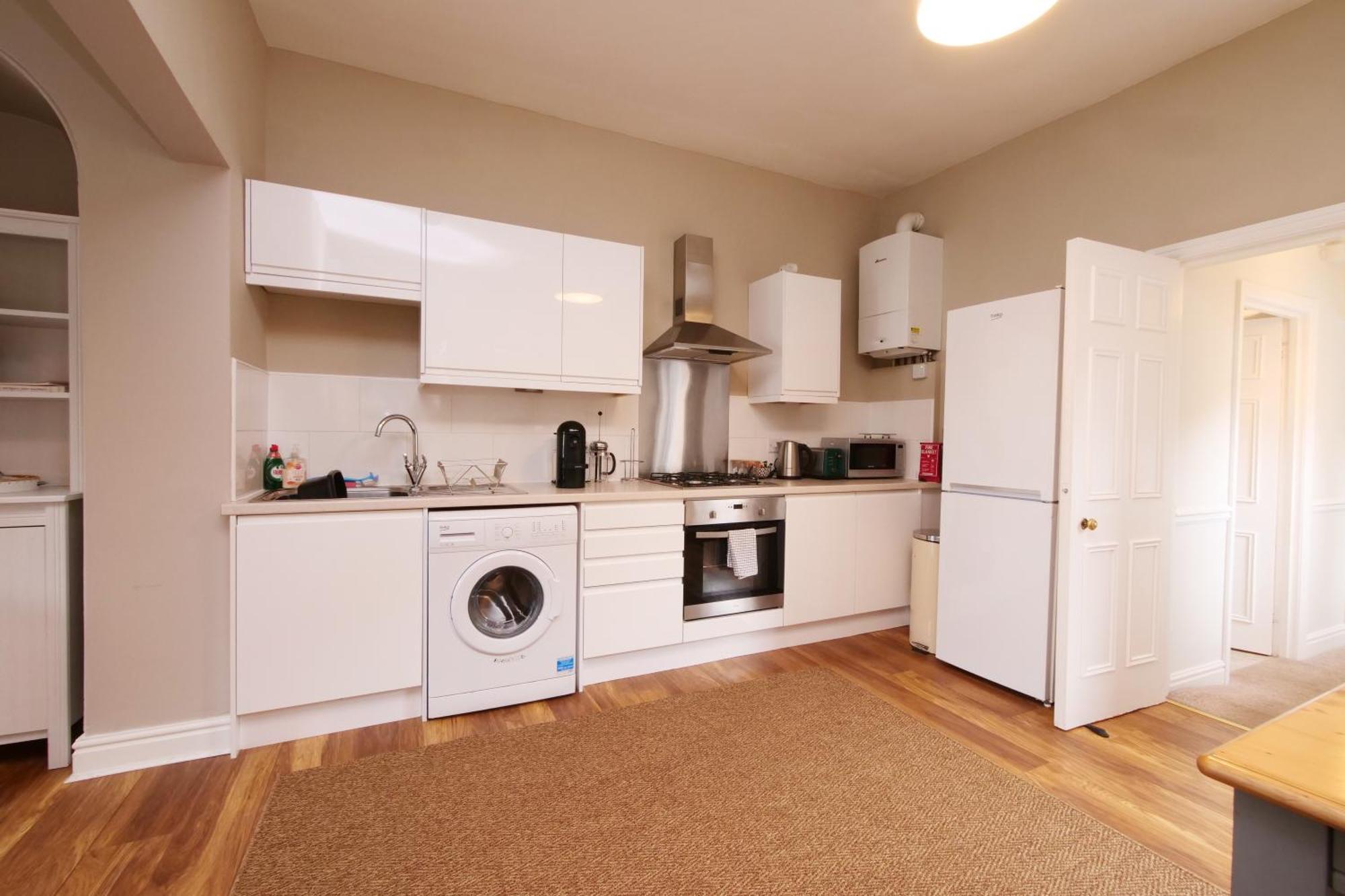 Fifth Quarter Apartment With Free Parking York Zewnętrze zdjęcie